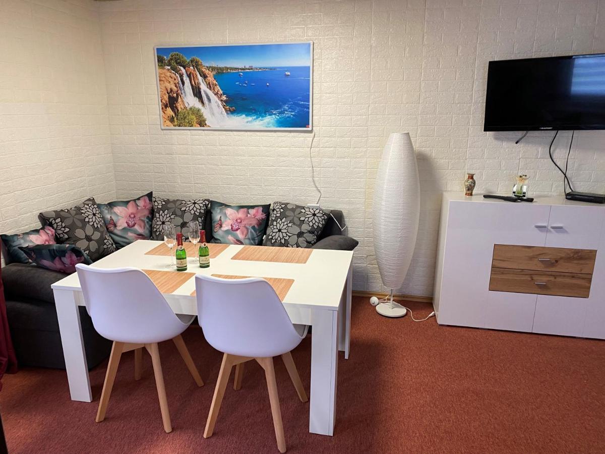 Ferienwohung Marina Apartment Grosswoltersdorf Bagian luar foto